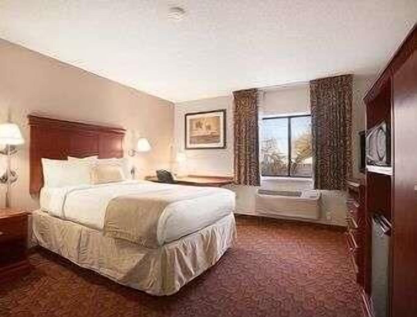 Baymont By Wyndham 2*