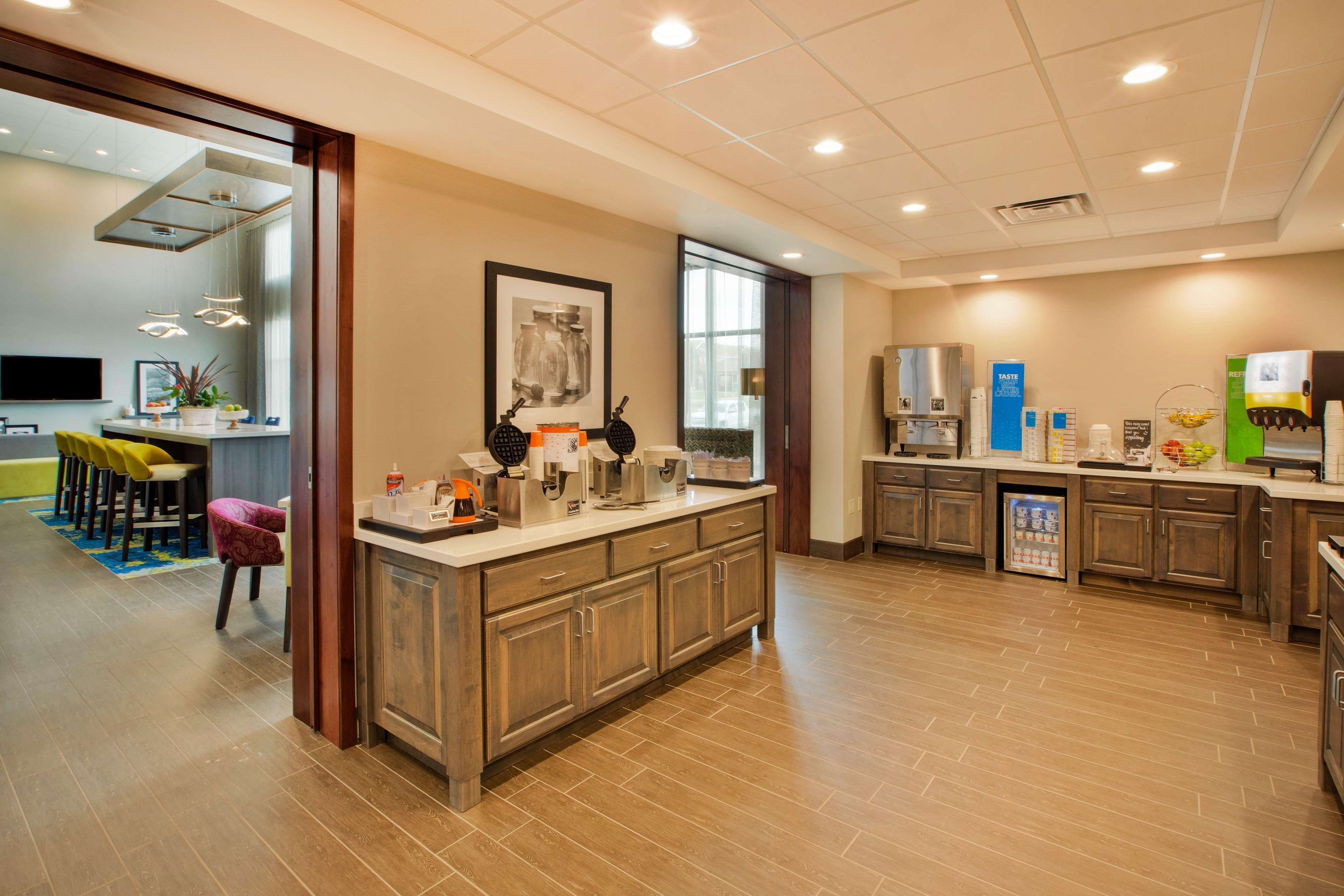 Hotel Hampton & By Hilton, Southwest 3*