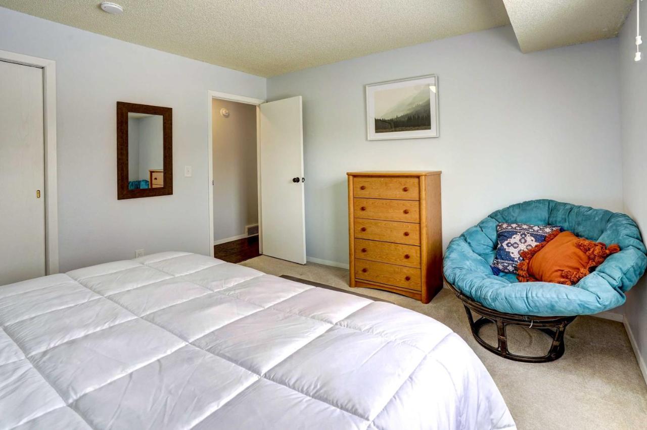 Holiday home Cozy - 7 Mi To Downtown!