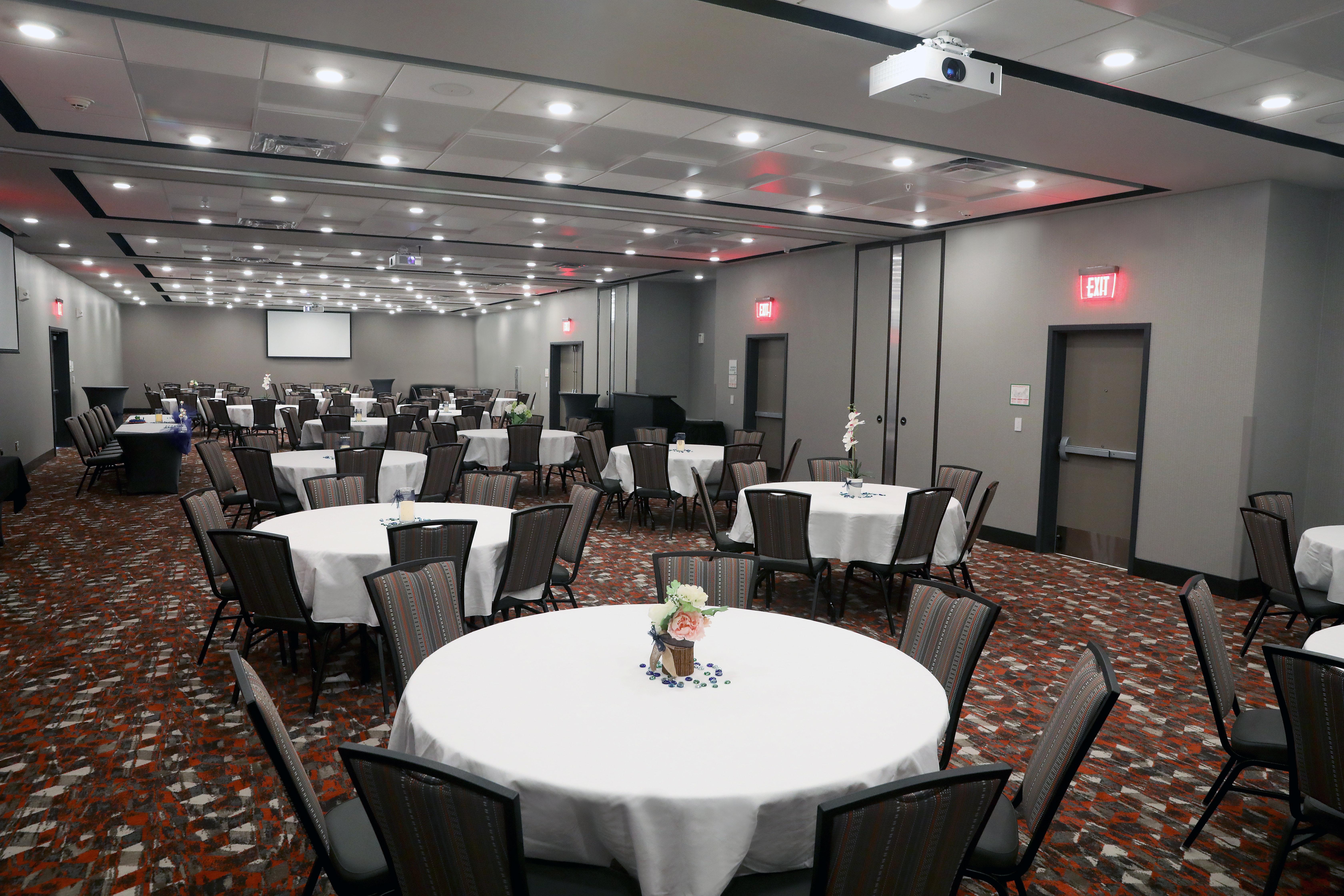 & - Airport By Ihg Sioux Falls