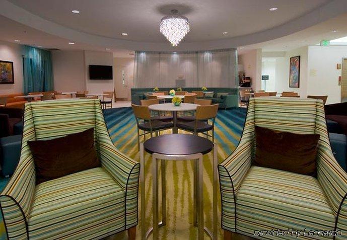 Hotel Springhill By Marriott