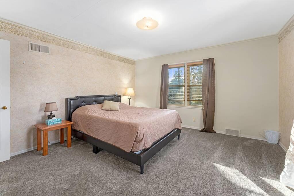 Entire Two Bedroom Unit Apartment Sioux Falls