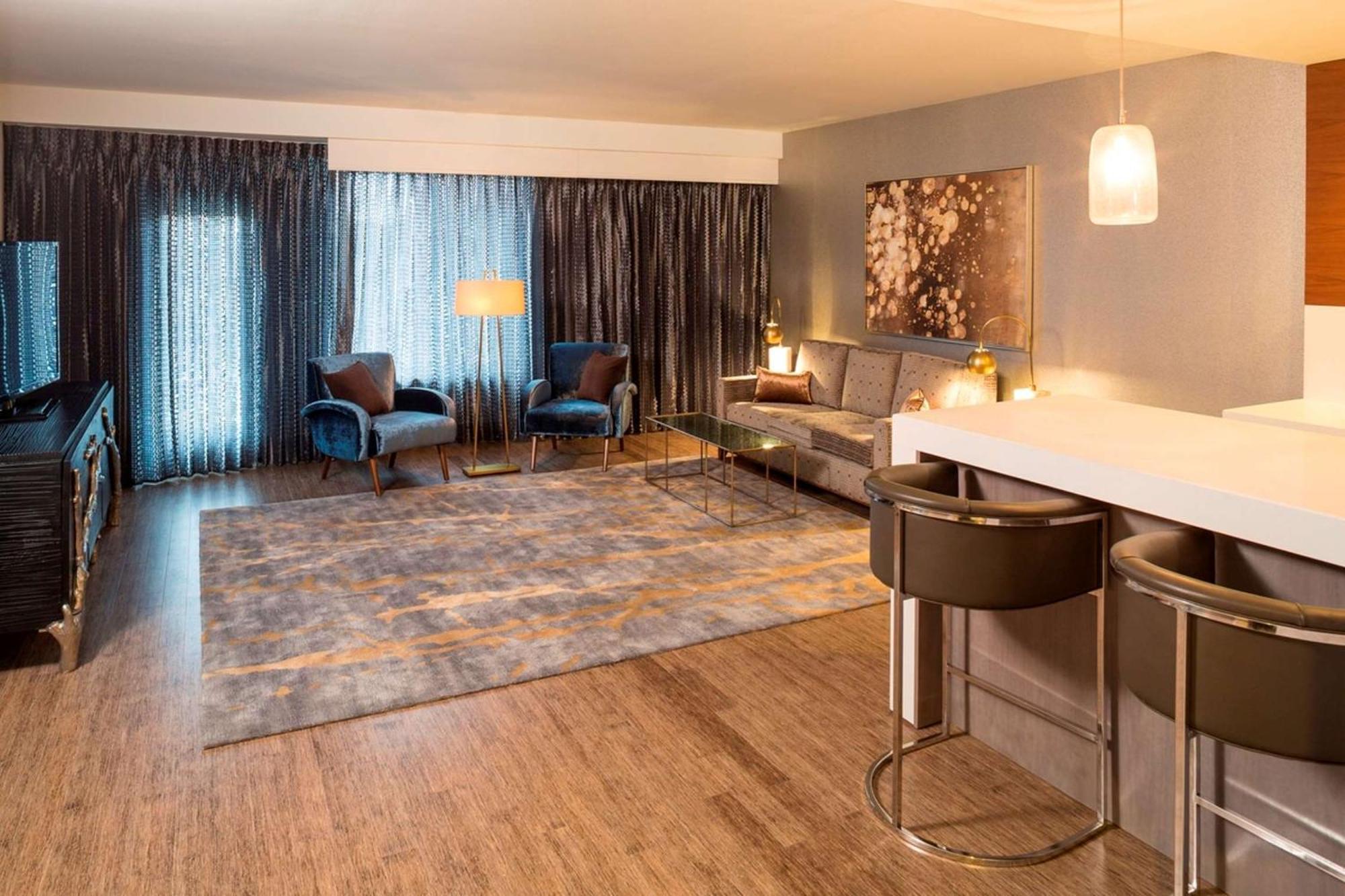 Hotel Hilton Garden Downtown 3*