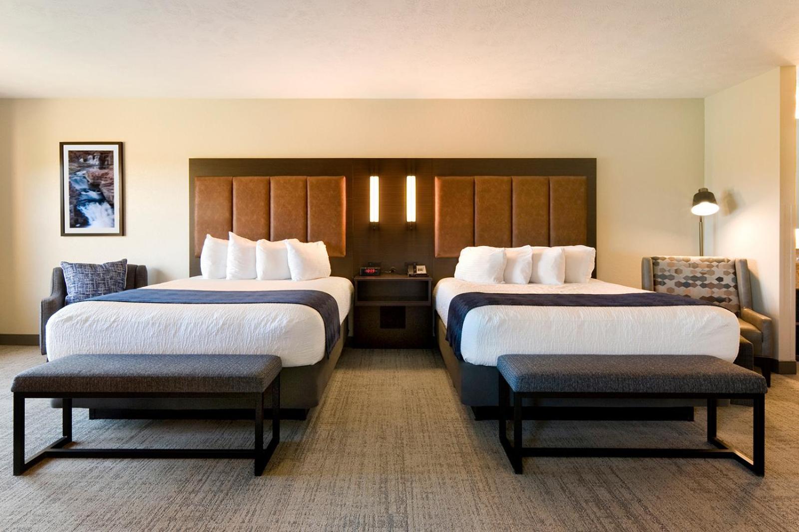Clubhouse Hotel