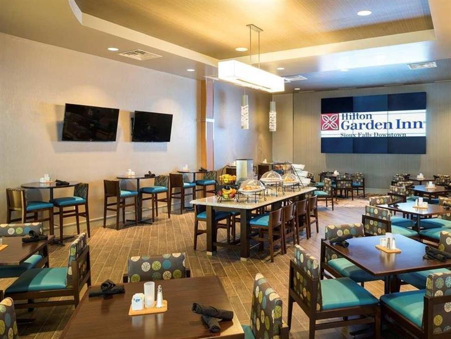 Hilton Garden Downtown 3*