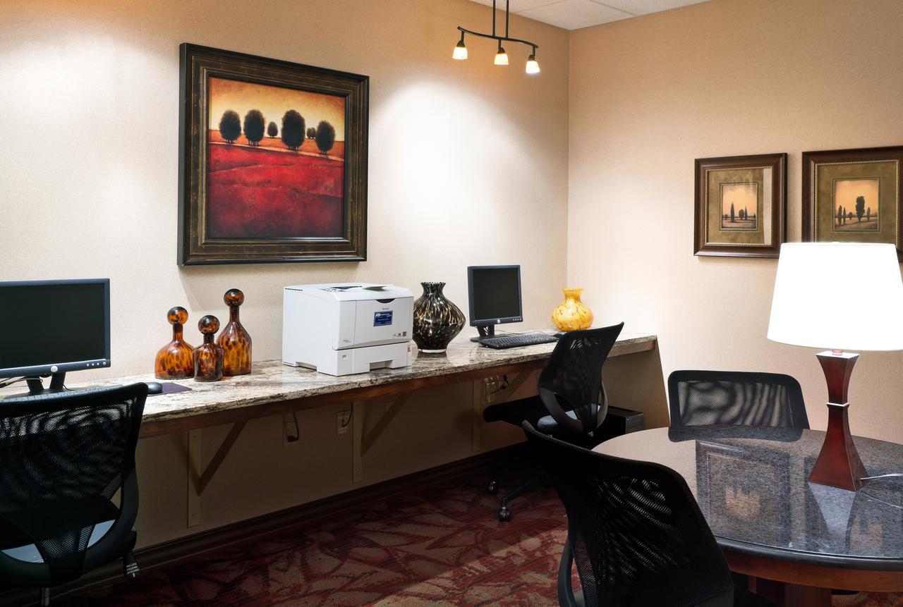 Clubhouse Hotel 3*