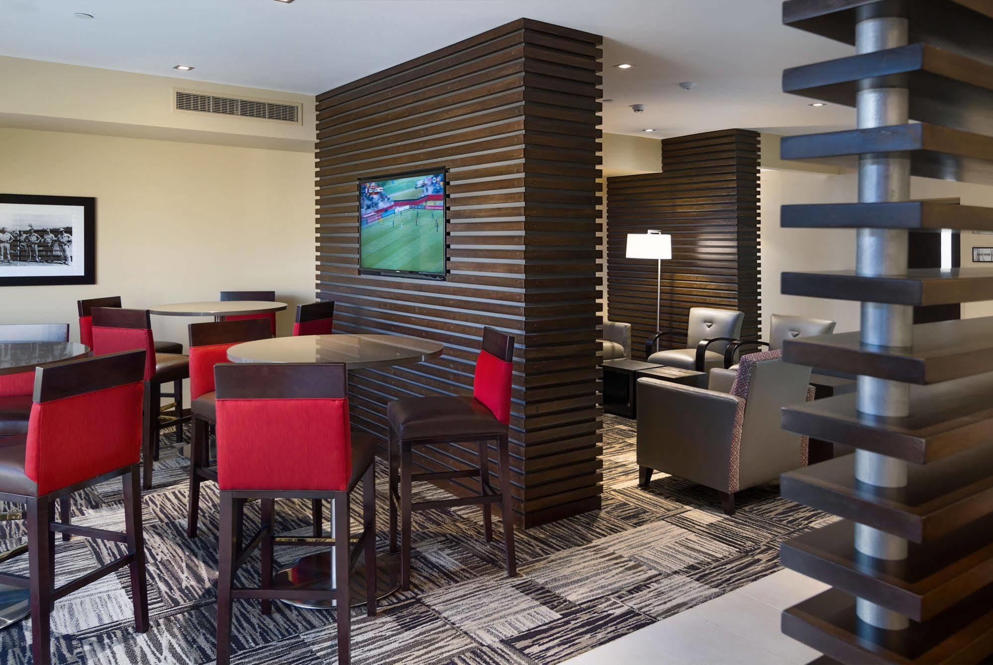 Aerostay Sioux Falls