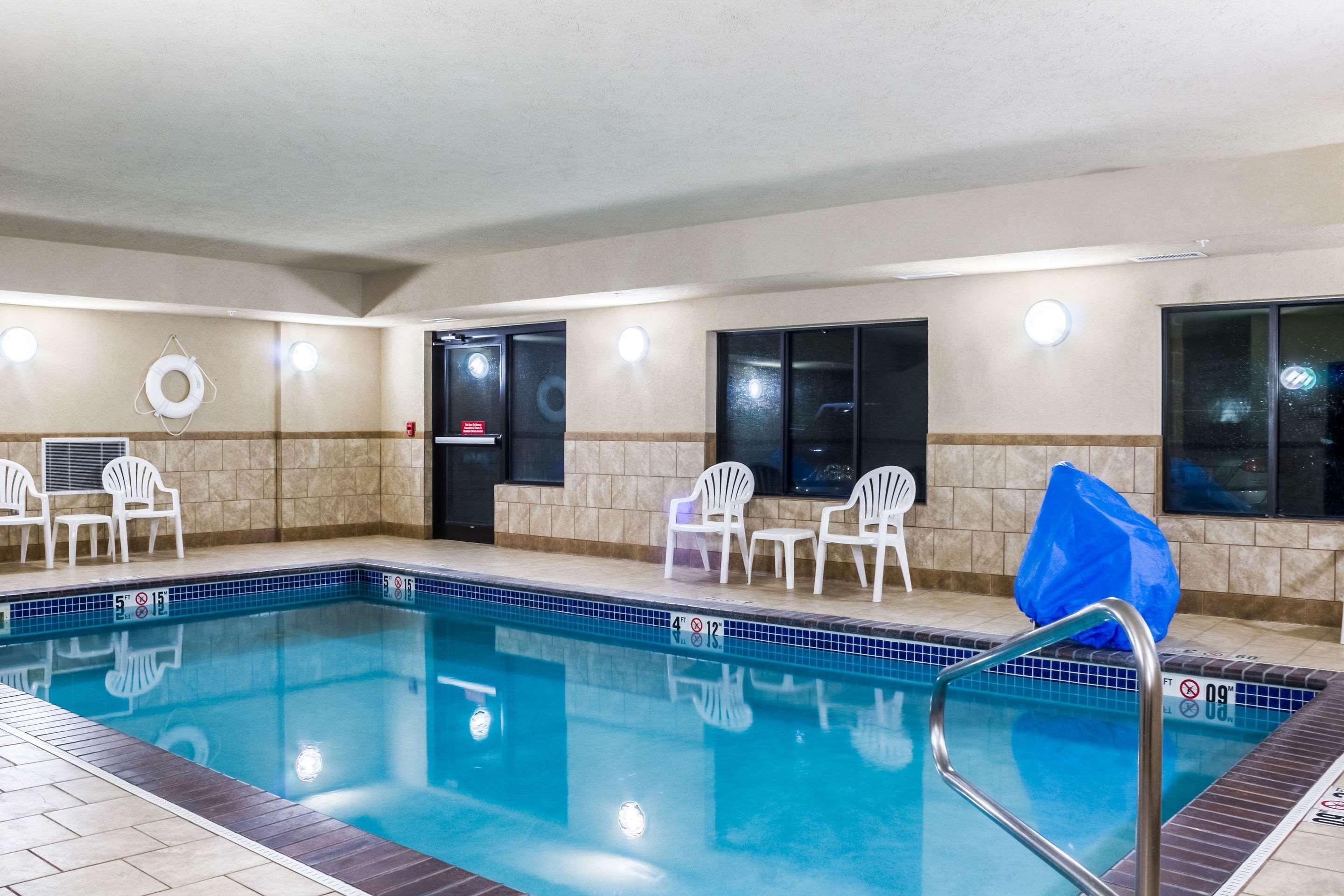 Clarion Pointe Airport 3* Sioux Falls