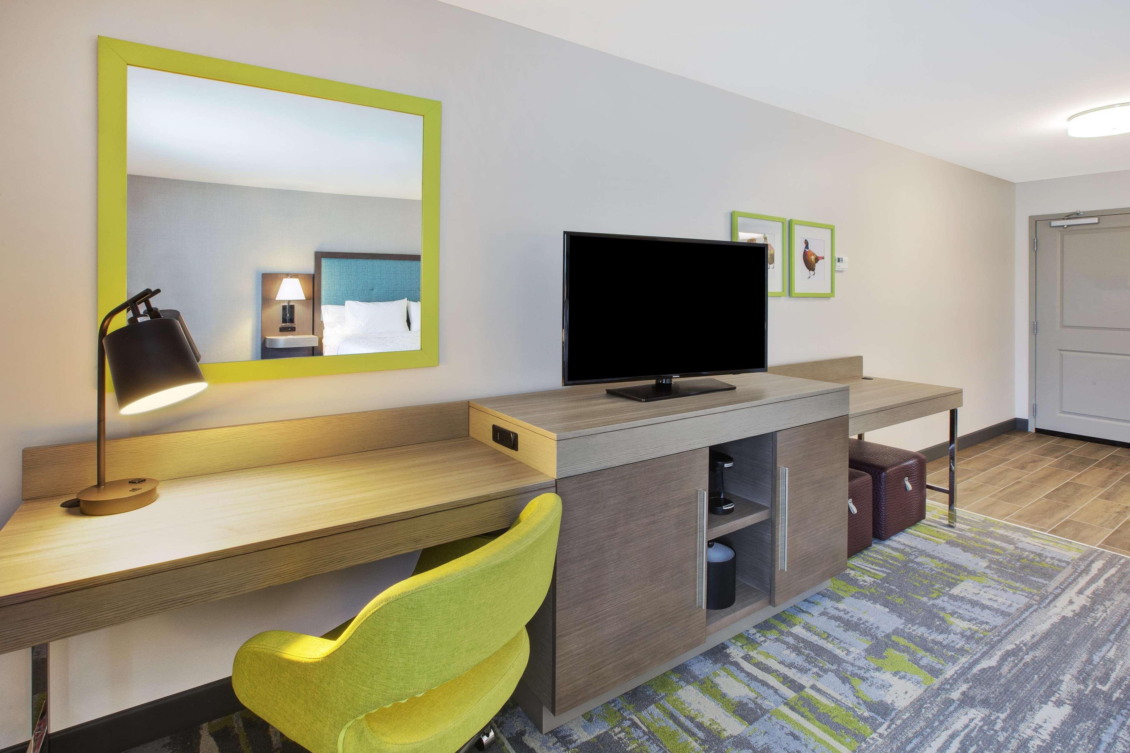 Hampton & By Hilton, Southwest Hotel 3*