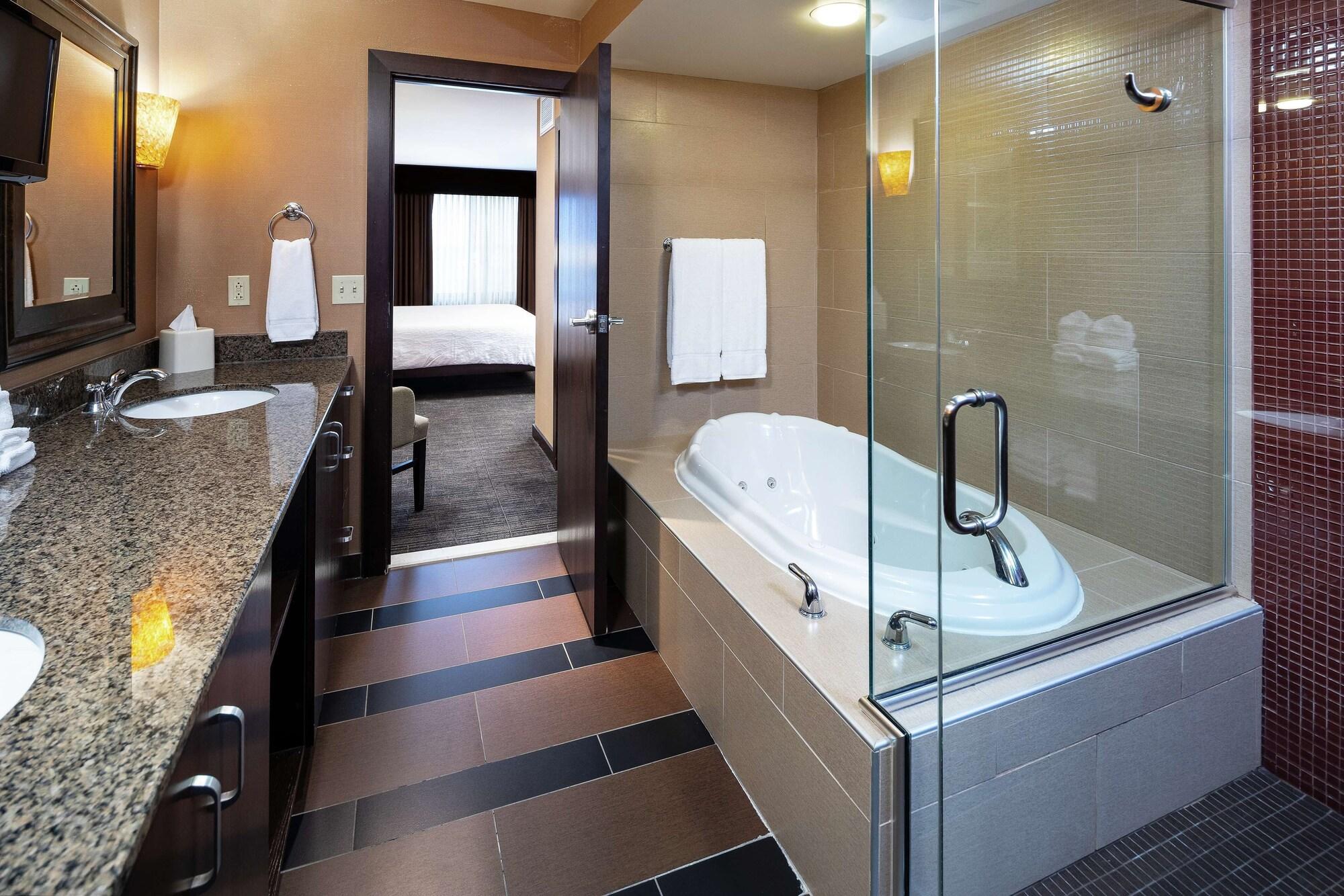 Hotel Hilton Garden South 3*