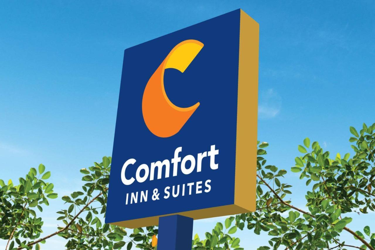 Hotel Comfort & At Sanford Sports Complex *