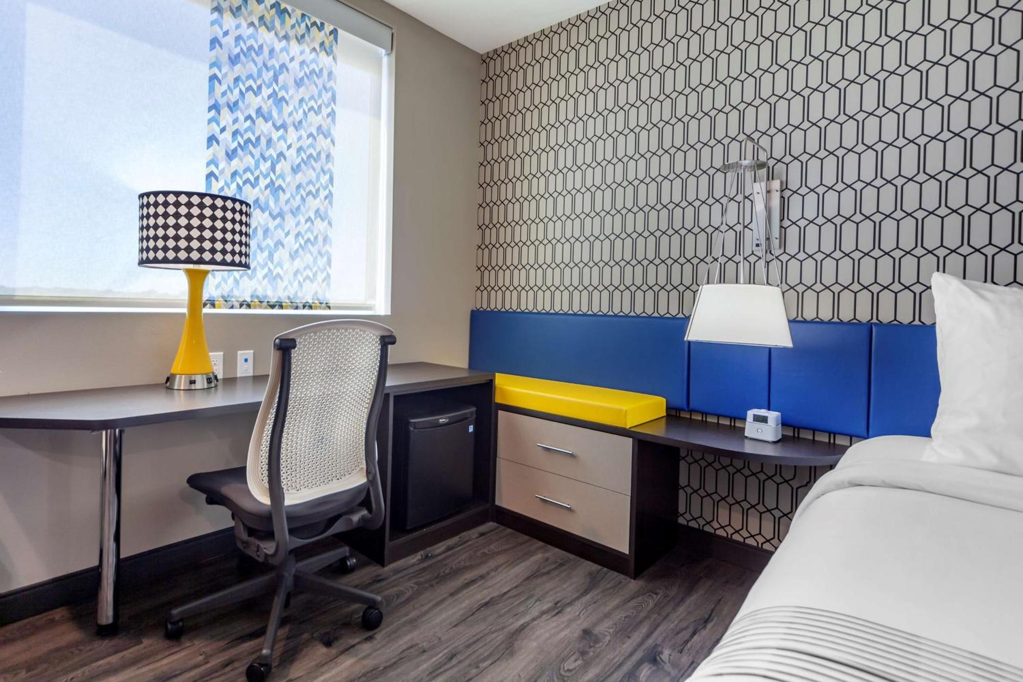Glo Western Dawley Farms In Hotel 3*