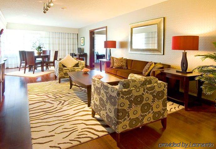 Courtyard By Marriott