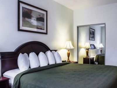Hotel Clarion Pointe Airport Sioux Falls