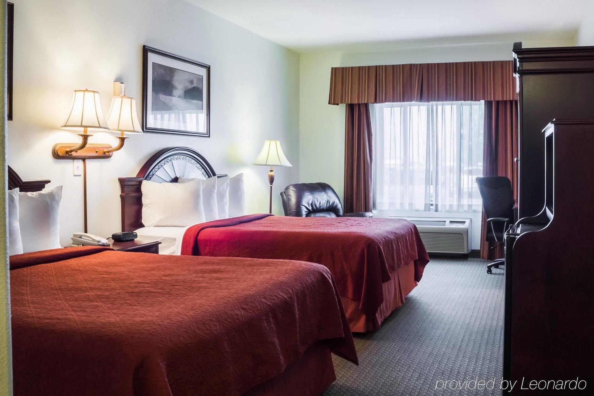 Clarion Pointe Airport Hotel Sioux Falls